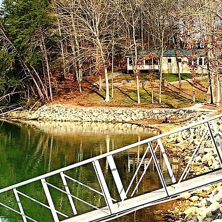 Blue Water Resort Dayton Bagian luar foto